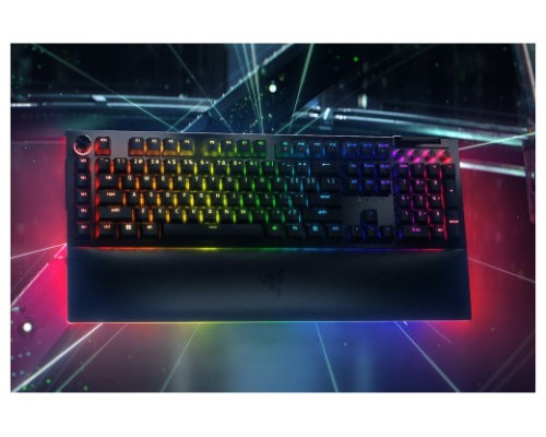 TECLADO RAZER BLACKWIDOW V4 PRO YELLOW SWITCH (USA) (RZ03-04681800-R3M1) (Espera 4 dias)